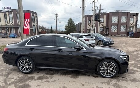 Mercedes-Benz E-Класс, 2020 год, 4 500 000 рублей, 6 фотография