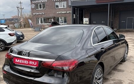 Mercedes-Benz E-Класс, 2020 год, 4 500 000 рублей, 5 фотография