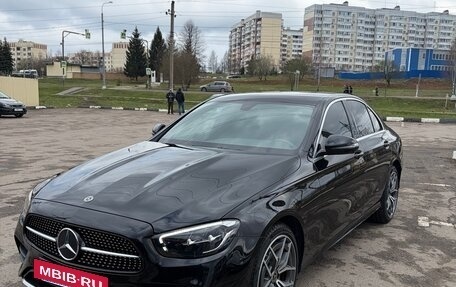 Mercedes-Benz E-Класс, 2020 год, 4 500 000 рублей, 19 фотография