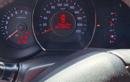 KIA Rio III рестайлинг, 2012 год, 750 000 рублей, 8 фотография