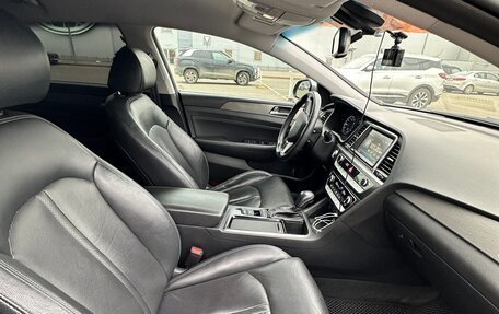 Hyundai Sonata VII, 2019 год, 1 980 000 рублей, 12 фотография