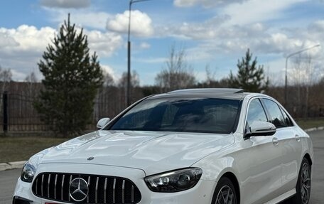 Mercedes-Benz E-Класс, 2020 год, 5 120 000 рублей, 3 фотография
