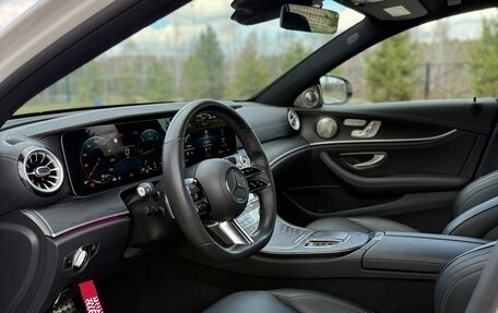 Mercedes-Benz E-Класс, 2020 год, 5 120 000 рублей, 19 фотография