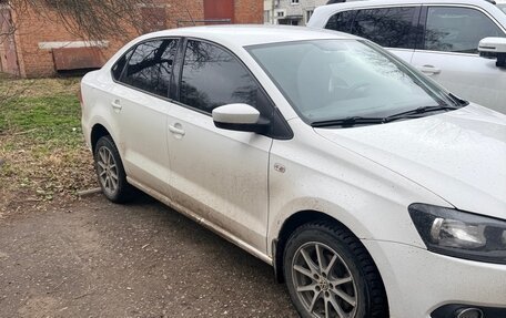 Volkswagen Polo VI (EU Market), 2013 год, 600 000 рублей, 4 фотография