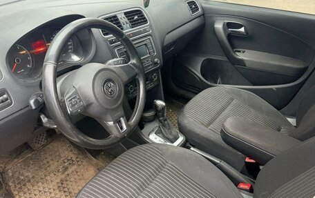 Volkswagen Polo VI (EU Market), 2013 год, 600 000 рублей, 10 фотография