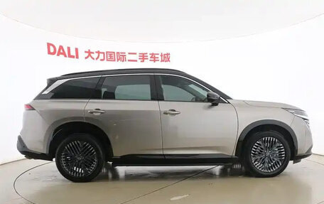 Nissan Pathfinder, 2024 год, 5 400 000 рублей, 4 фотография