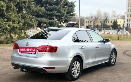 Volkswagen Jetta VI, 2011 год, 600 000 рублей, 3 фотография