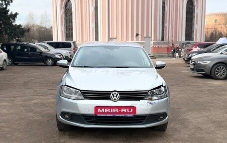 Volkswagen Jetta VI, 2011 год, 600 000 рублей, 8 фотография