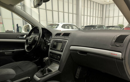 Skoda Octavia, 2011 год, 950 000 рублей, 13 фотография