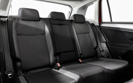 Volkswagen Tiguan II, 2020 год, 2 799 000 рублей, 19 фотография