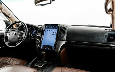 Toyota Land Cruiser 200, 2011 год, 2 499 000 рублей, 10 фотография