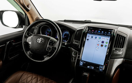 Toyota Land Cruiser 200, 2011 год, 2 499 000 рублей, 16 фотография