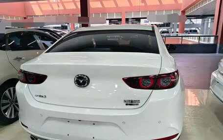 Mazda 3, 2025 год, 2 400 000 рублей, 6 фотография