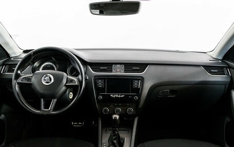 Skoda Octavia, 2017 год, 1 199 000 рублей, 10 фотография