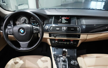 BMW 5 серия, 2016 год, 1 869 000 рублей, 11 фотография