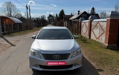 Toyota Camry, 2012 год, 1 570 000 рублей, 1 фотография