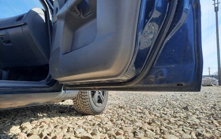 Mazda 323, 1999 год, 450 000 рублей, 17 фотография