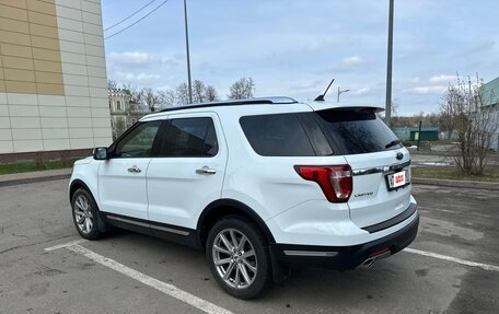 Ford Explorer VI, 2018 год, 3 900 000 рублей, 5 фотография