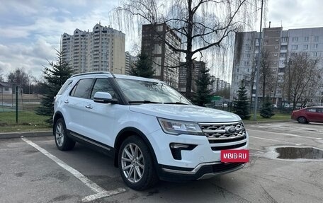 Ford Explorer VI, 2018 год, 3 900 000 рублей, 3 фотография