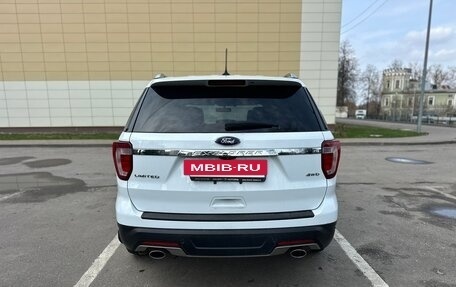 Ford Explorer VI, 2018 год, 3 900 000 рублей, 6 фотография