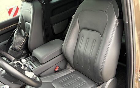 Land Rover Defender II, 2021 год, 7 850 000 рублей, 8 фотография