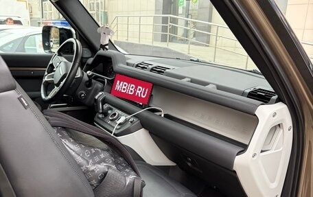 Land Rover Defender II, 2021 год, 7 850 000 рублей, 13 фотография