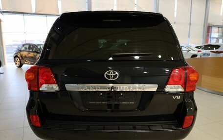 Toyota Land Cruiser 200, 2014 год, 4 728 000 рублей, 6 фотография