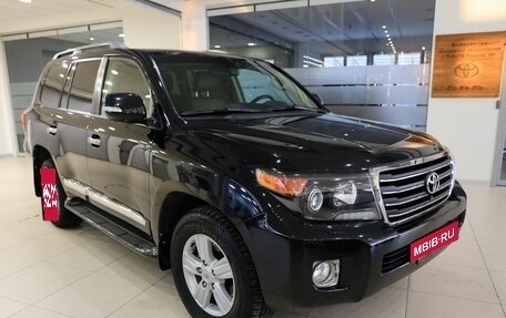 Toyota Land Cruiser 200, 2014 год, 4 728 000 рублей, 3 фотография