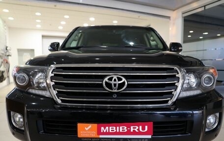 Toyota Land Cruiser 200, 2014 год, 4 728 000 рублей, 2 фотография