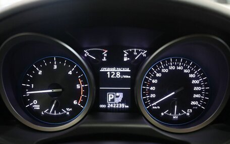 Toyota Land Cruiser 200, 2014 год, 4 728 000 рублей, 13 фотография