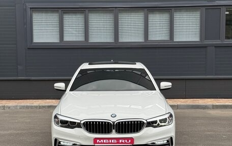 BMW 5 серия, 2018 год, 3 450 000 рублей, 2 фотография