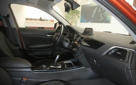 BMW 1 серия, 2017 год, 2 050 000 рублей, 14 фотография