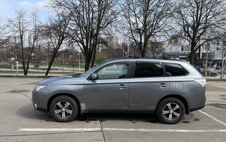 Mitsubishi Outlander III рестайлинг 3, 2012 год, 1 200 000 рублей, 5 фотография
