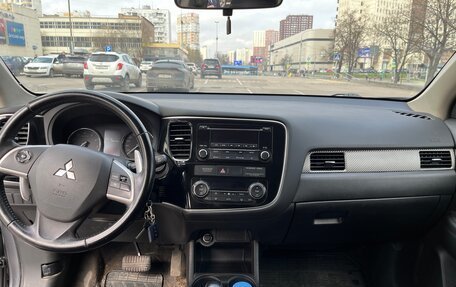 Mitsubishi Outlander III рестайлинг 3, 2012 год, 1 200 000 рублей, 15 фотография