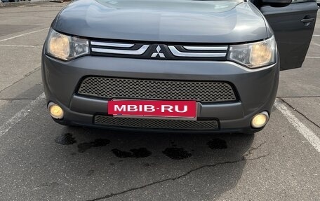 Mitsubishi Outlander III рестайлинг 3, 2012 год, 1 200 000 рублей, 9 фотография