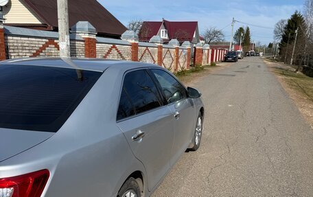 Toyota Camry, 2012 год, 1 570 000 рублей, 2 фотография