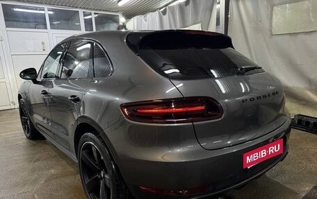 Porsche Macan I рестайлинг, 2015 год, 3 299 000 рублей, 4 фотография