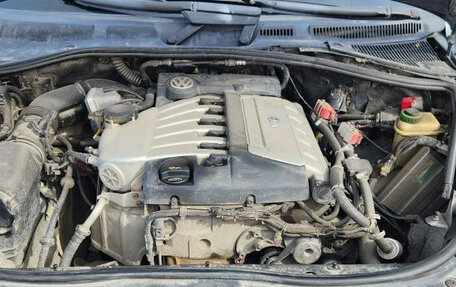 Volkswagen Touareg III, 2003 год, 880 000 рублей, 21 фотография