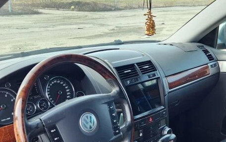 Volkswagen Touareg III, 2003 год, 880 000 рублей, 22 фотография