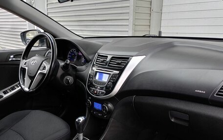 Hyundai Solaris II рестайлинг, 2013 год, 899 000 рублей, 10 фотография