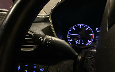 Hyundai Santa Fe III рестайлинг, 2018 год, 2 940 000 рублей, 19 фотография