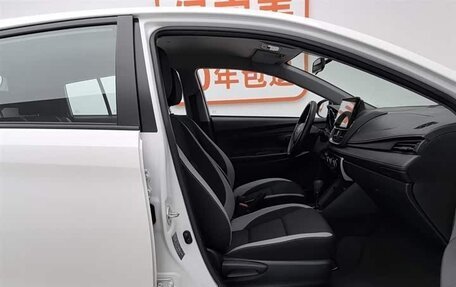 Toyota Yaris XP150 рестайлинг, 2021 год, 1 174 505 рублей, 9 фотография