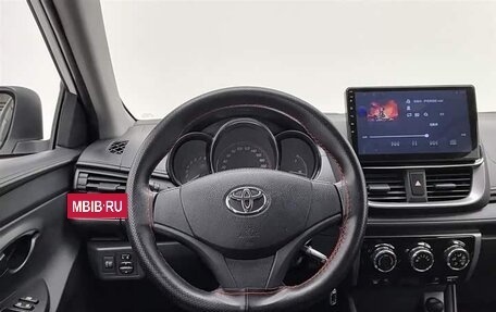 Toyota Yaris XP150 рестайлинг, 2021 год, 1 174 505 рублей, 8 фотография