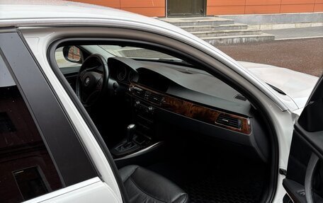 BMW 3 серия, 2011 год, 1 630 000 рублей, 12 фотография