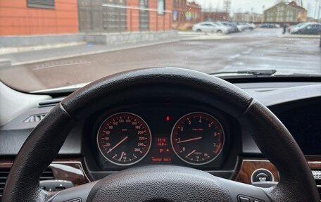 BMW 3 серия, 2011 год, 1 630 000 рублей, 14 фотография