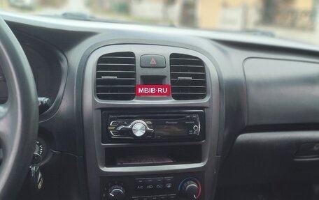 Hyundai Sonata IV рестайлинг, 2007 год, 450 000 рублей, 15 фотография