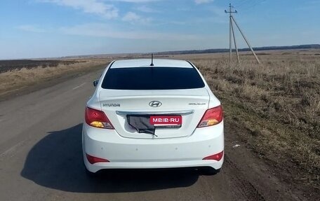 Hyundai Solaris II рестайлинг, 2014 год, 960 000 рублей, 5 фотография