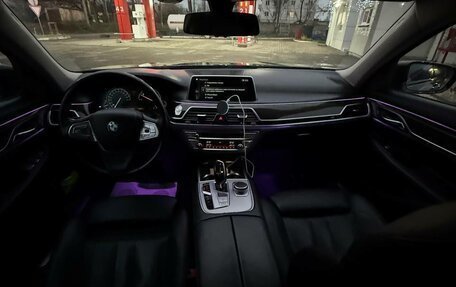 BMW 7 серия, 2015 год, 3 900 000 рублей, 5 фотография