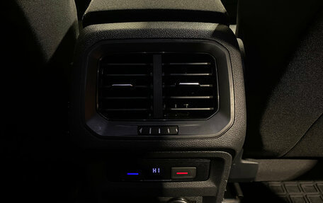 Volkswagen Tiguan II, 2021 год, 2 579 000 рублей, 20 фотография