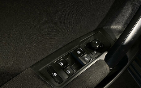 Volkswagen Tiguan II, 2021 год, 2 579 000 рублей, 15 фотография